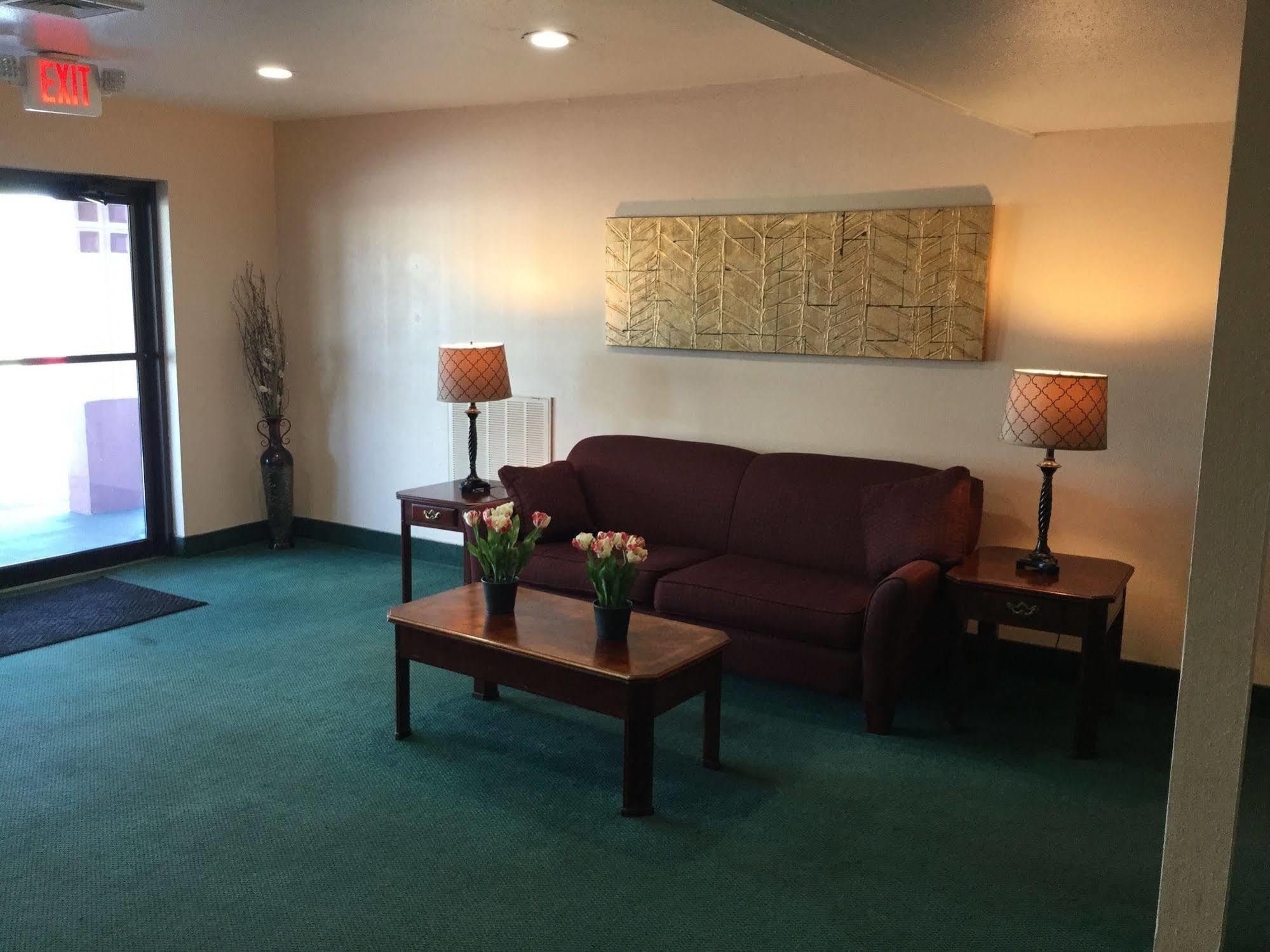 Motel Super 8 By Wyndham Middletown Esterno foto